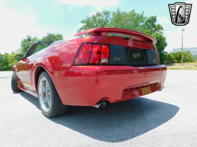 2004 Ford Mustang