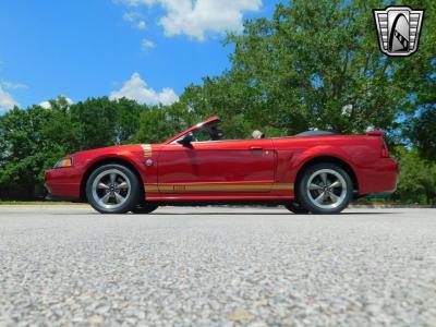 2004 Ford Mustang