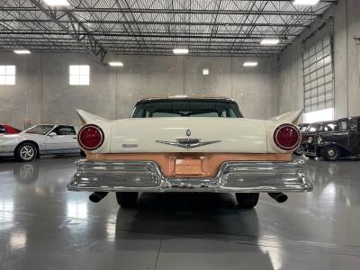 1957 Ford Fairlane