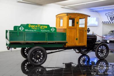 1925 Ford Model T Express Delivery