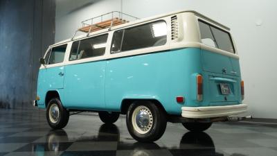 1977 Volkswagen Type 2 Bus