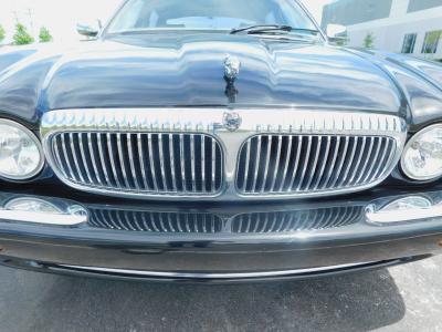 2002 Jaguar XJ8