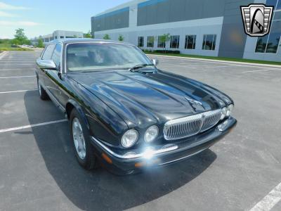 2002 Jaguar XJ8