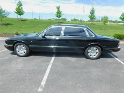 2002 Jaguar XJ8