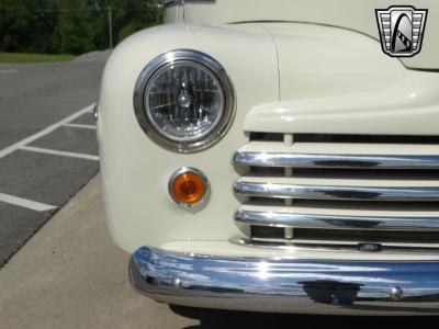 1948 Ford Deluxe