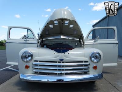 1948 Ford Deluxe