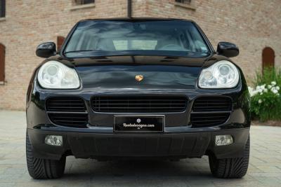 2003 Porsche CAYENNE S 4.5