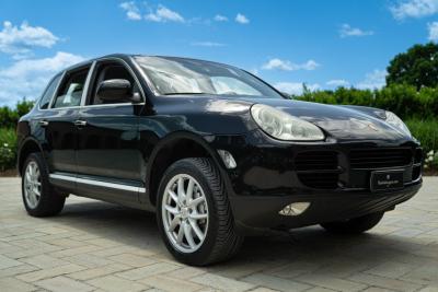 2003 Porsche CAYENNE S 4.5