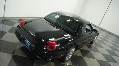 2005 Ford Thunderbird Deluxe