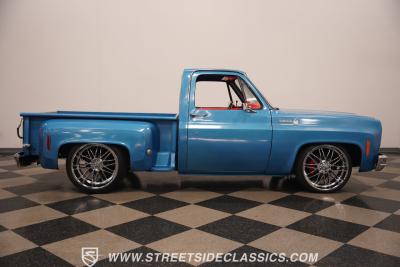 1976 Chevrolet C10 Stepside LS Restomod