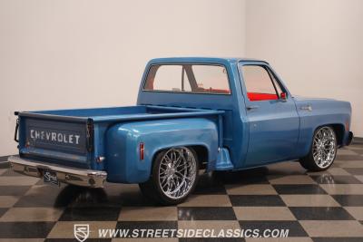 1976 Chevrolet C10 Stepside LS Restomod