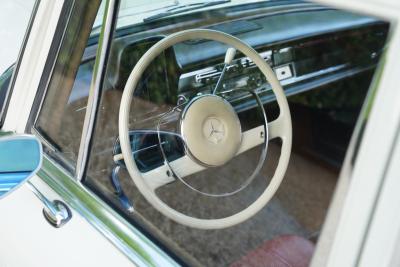 1964 Mercedes - Benz Mercedes Benz 190 D Heckflosse