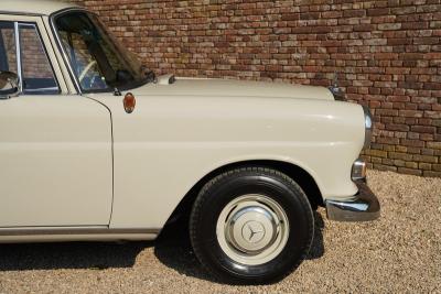 1964 Mercedes - Benz Mercedes Benz 190 D Heckflosse