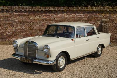 1964 Mercedes - Benz Mercedes Benz 190 D Heckflosse