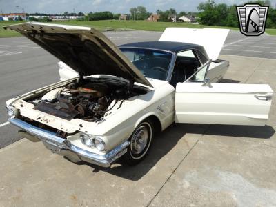 1965 Ford Thunderbird