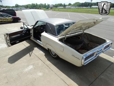 1965 Ford Thunderbird