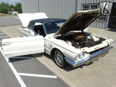 1965 Ford Thunderbird