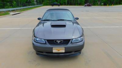 2003 Ford Mustang