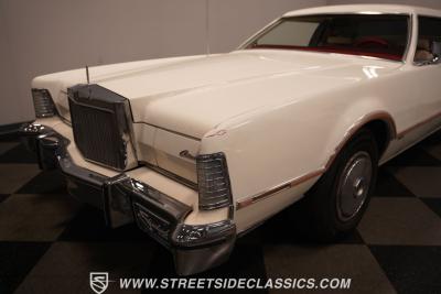 1976 Lincoln Continental Mark IV Lipstick Edition