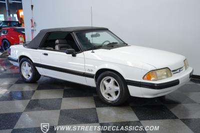 1990 Ford Mustang LX Convertible