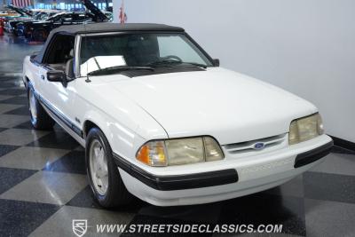 1990 Ford Mustang LX Convertible