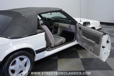 1990 Ford Mustang LX Convertible