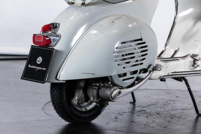 1957 Piaggio VESPA 125 FARO BASSO