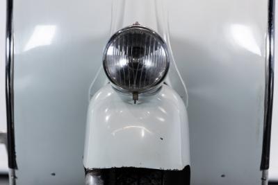 1957 Piaggio VESPA 125 FARO BASSO