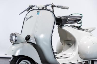 1957 Piaggio VESPA 125 FARO BASSO