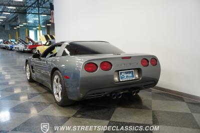 2004 Chevrolet Corvette