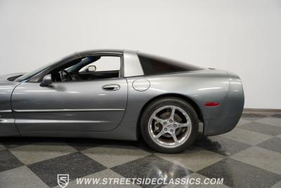 2004 Chevrolet Corvette