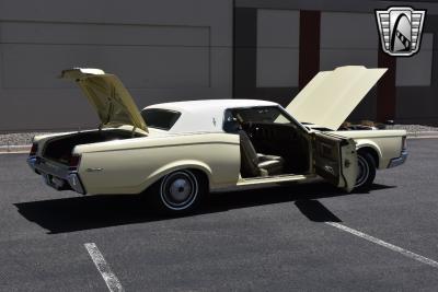 1970 Lincoln Continental