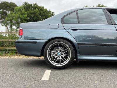 1999 BMW 1999 T M5 E39