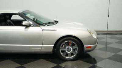 2005 Ford Thunderbird