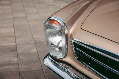 1967 Mercedes - Benz 230 SL