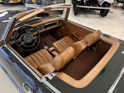 1969 Mercedes - Benz 280 SL Pagoda