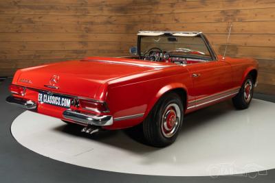 1967 Mercedes - Benz 230SL