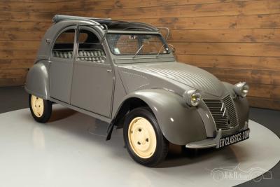 1953 Citro&euml;n 2CV