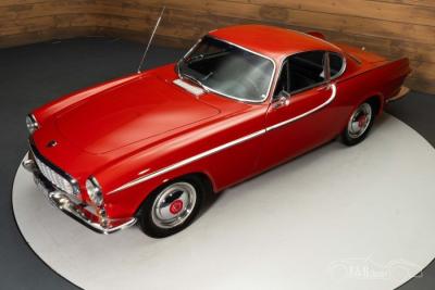 1965 Volvo P1800