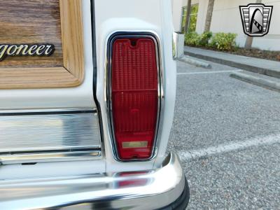 1990 Jeep Grand Wagoneer