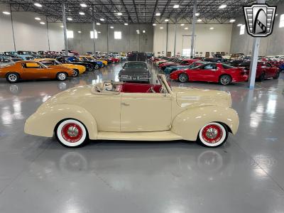 1939 Ford Deluxe