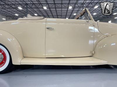 1939 Ford Deluxe