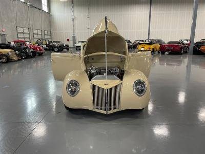 1939 Ford Deluxe