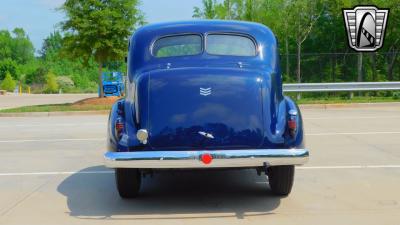 1937 Cadillac Lasalle