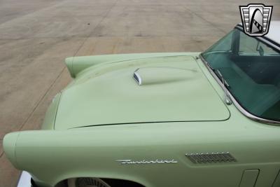 1957 Ford Thunderbird