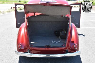 1939 Ford Deluxe