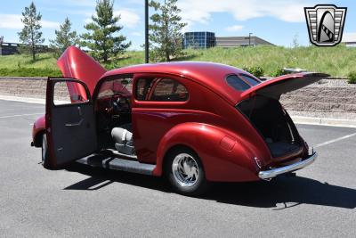 1939 Ford Deluxe