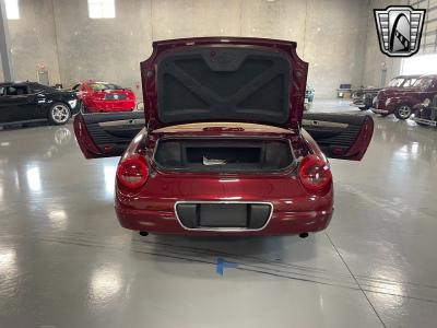 2004 Ford Thunderbird