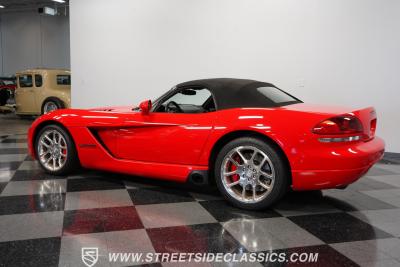 2005 Dodge Viper SRT-10