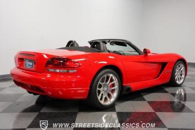 2005 Dodge Viper SRT-10